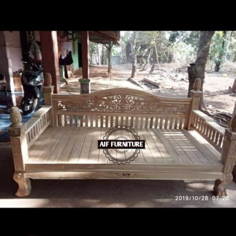 Bangku bale bale rahwana ceker jati BIG SIZE 200x100cm - bale bale ukir kayu jati mentahan.