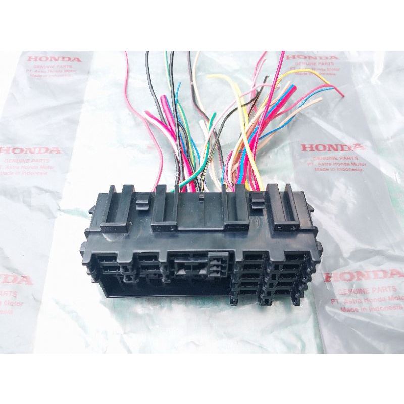 Rumah sekring sikring kabel aki fuse box Genio beat led new scoopy beat street delux 2020 original