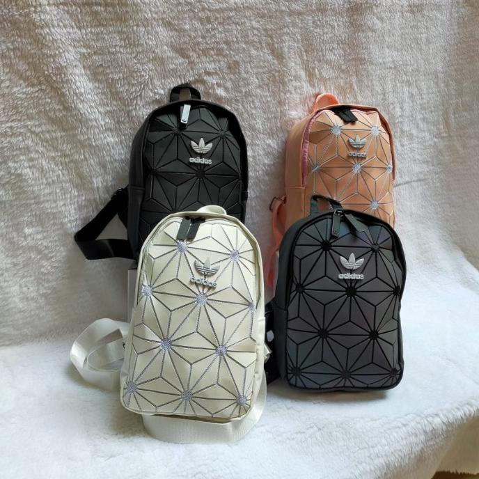 TAS RANSEL ADIDAS ISSEY MIYAKE Tas Punggung Mini Ransel