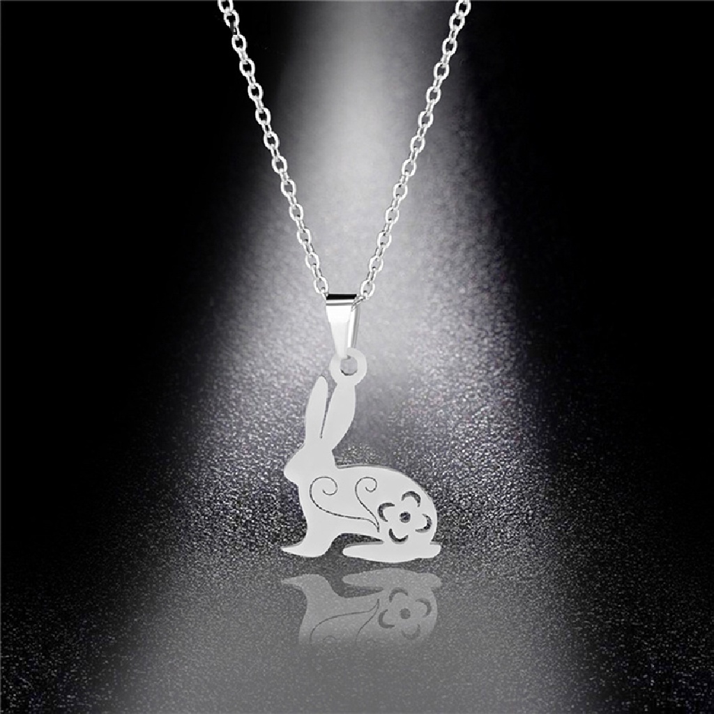 [AdornmentNo1] Trendy Rabbit Pendant Necklace Vintage Pendant Perhiasan Hewan Baja Titanium Lucu Kalung Kelinci Putih Rantai Klavikula Punk Hip Hop Street Rabbit Necklace [ID]