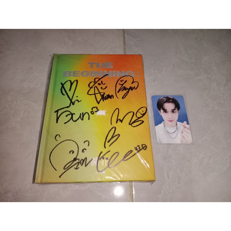 SIGNED ALBUM MWAVE ATBO POB HYUNJIN