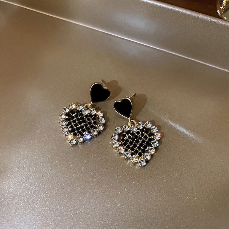 Desain Fashion Mutiara Berlian Anting Hati Temperamen Manis Anting Wanita Perhiasan Tinggi Pasangan Aksesoris Pesta Ulang Tahun