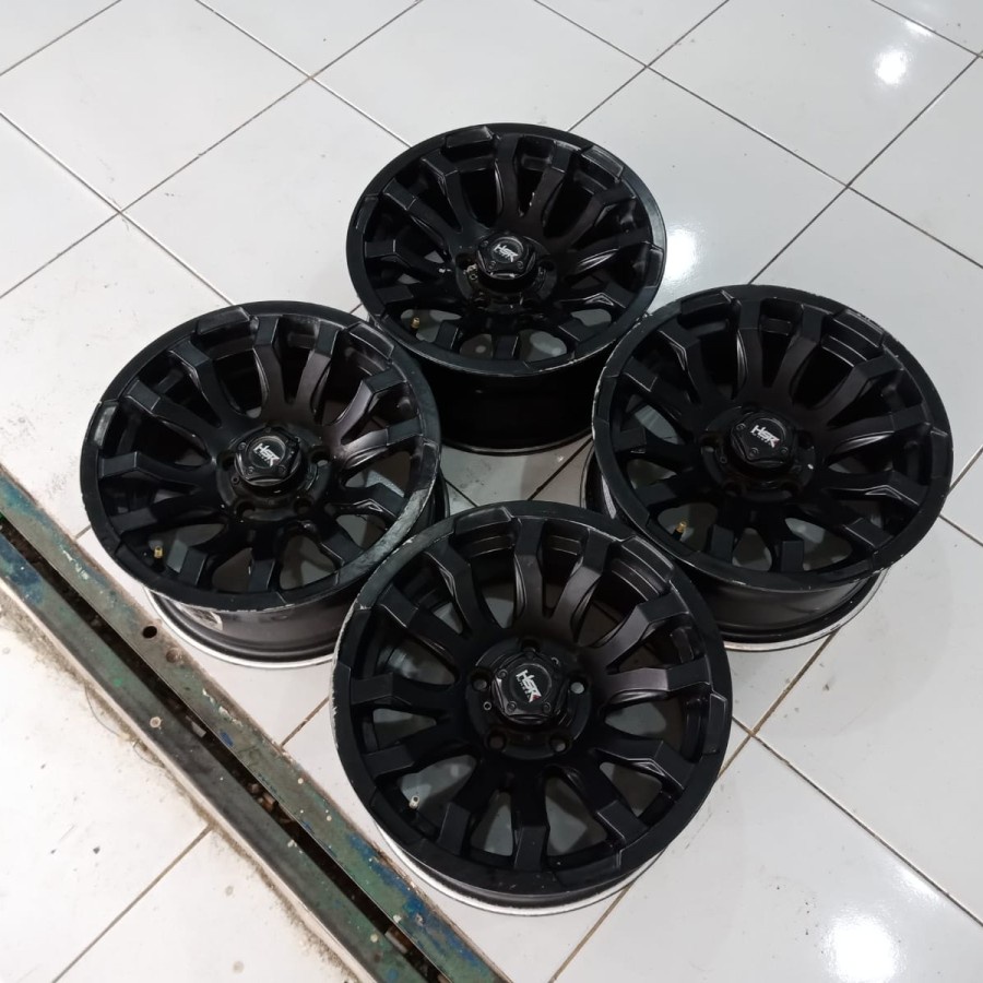 Velg Mobil Ring 15 BURNEH HSR R15X7 Lubang 5 ET10