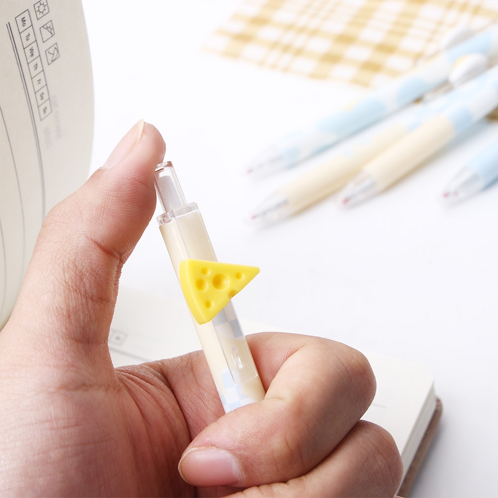 0.7mm Siswa Menulis Alat Tulis Kreatif Pena Netral Hitam Fountain Pen Ditarik Gel Pena Lucu Kartun Telur Keju Press Pen Perlengkapan Kantor Sekolah