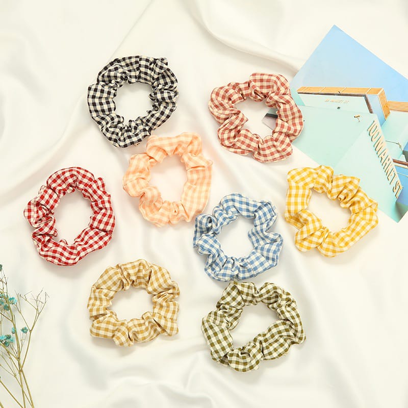 IKAT RAMBUT GAYA KOREA SCRUNCHIE KUNCIRAN RAMBUT MOTIF PETAK SCRUNCHIES
