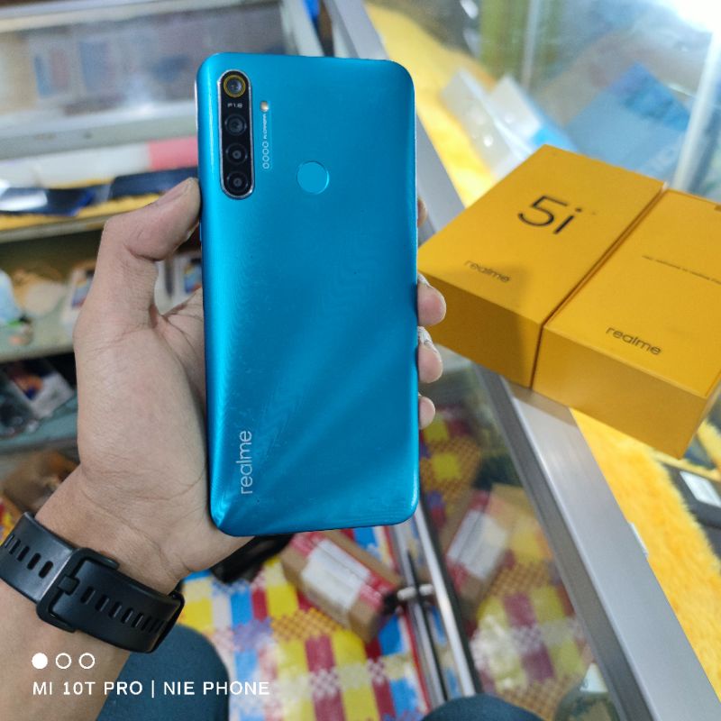 Realme 5i 4/64 bekas second fullset