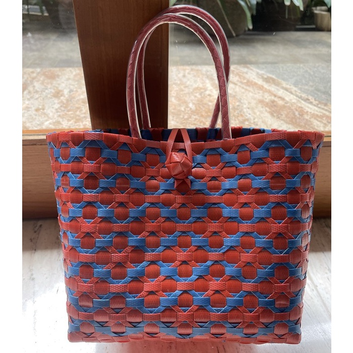 tas anyaman plastik - Merah Biru Mix