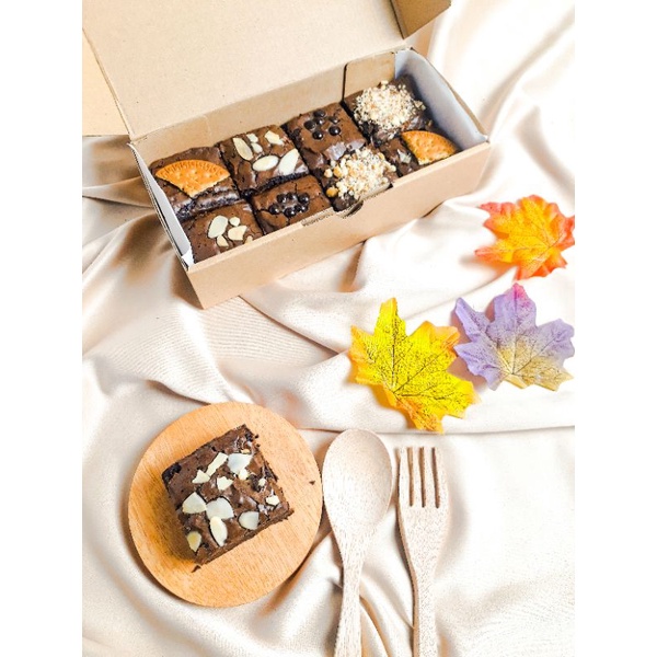 

Fudgy Brownis termurah / Brownis sekat / Brownis panggang / termurah / hampers brownis / kado brownis