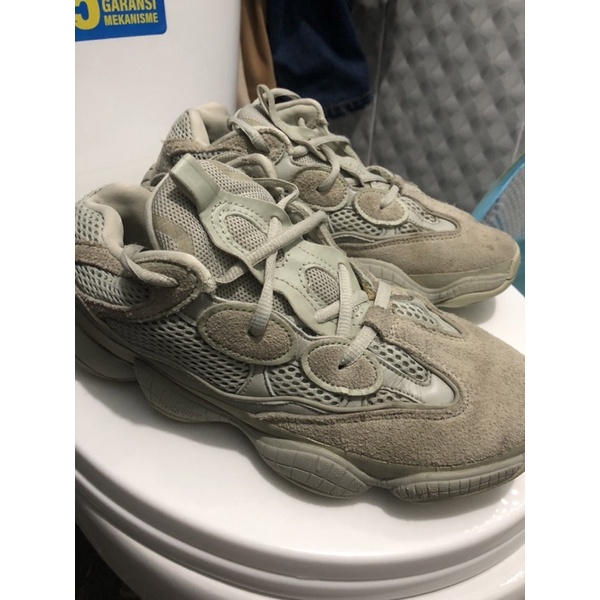 Adida Yeezy 500