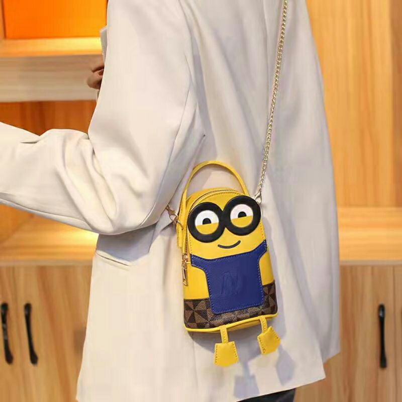 tas selempang minion