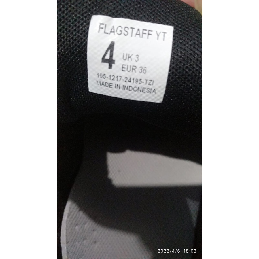 Sepatu Sekolah Hitam MERK Toezone tanpa tali model Sneakers