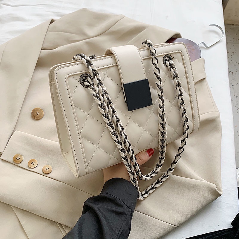 Red Musim Gugur dan Musim Dingin Rantai Kecil Tas Wanita Tas 2022 Baru Trendi Fashion Net Merah All-Match In bahu Messenger Tas Ketiak Tas