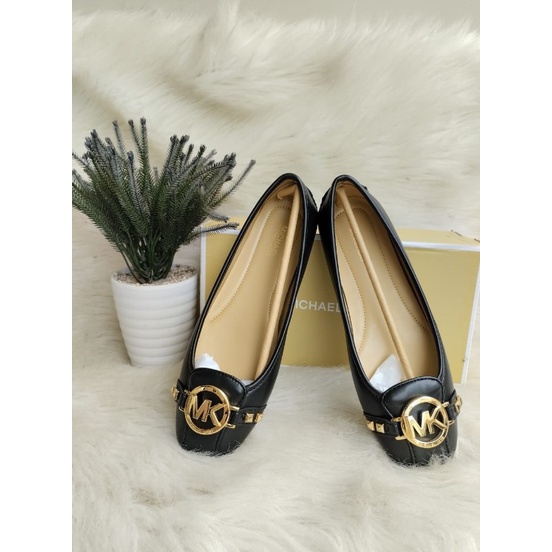 MK Fulton Sign BLACK STUDE