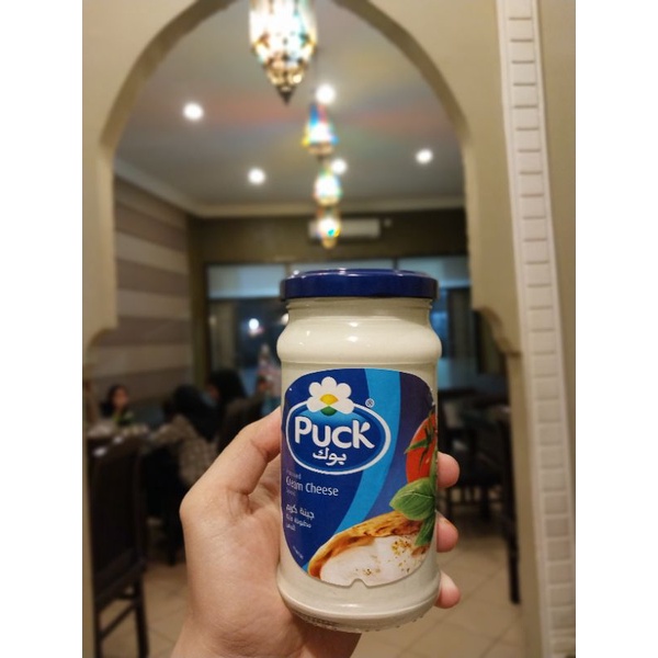 

CREAM CHEESE SPREAD 240GR KEJU OLES ARAB SAUDI SELAI KEJU ENAK TANPA PENGAWET