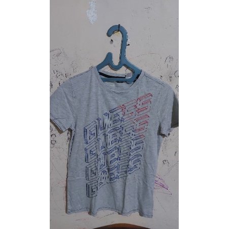 Kaos Wanita Brand GUESS