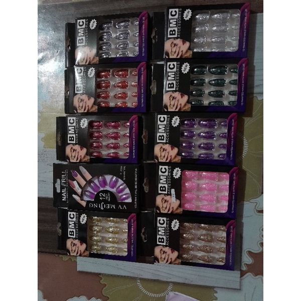 KUKU PALSU WANITA SET FREE LEM NAIL ART / STICKER KUKU MURAH