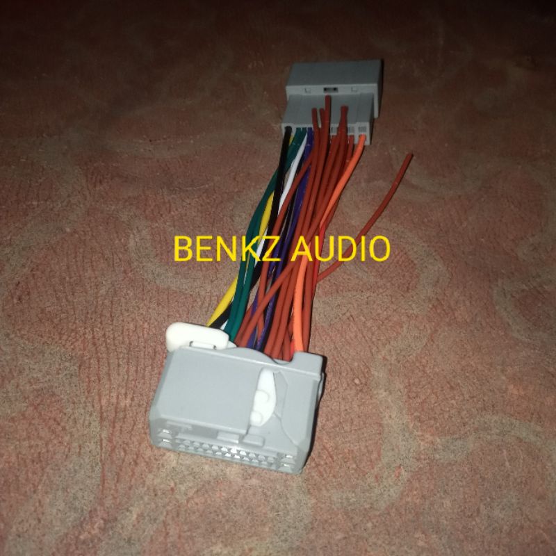 Soket head unit honda HRV floating PNP ke new brio