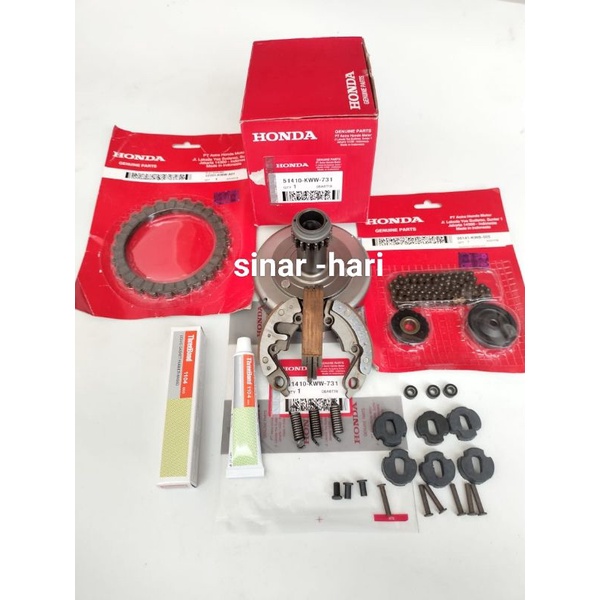 LONCENG KOMPLIT 7 AITM ( KWW ) HONDA ORIGINAL REVO FIT INJEKSI+ REVO ABSOLUTE INJEKSI+BLADE NEW 110KELENGKAPAN PRODUK 1+LONCENG SET 2+KAMPAS GANDA 3+PLAT KOPLING 4+RANTE KTNG 5+LEM PAKING 6+ KARET KOPLING 7+KARET GANDA SESUAI POTO PRODUK 