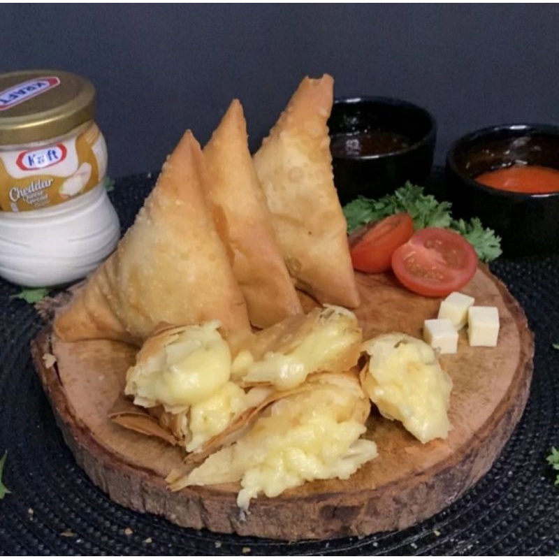 

SAMBOSA KEJU MELT, FROZEN, ISI 10