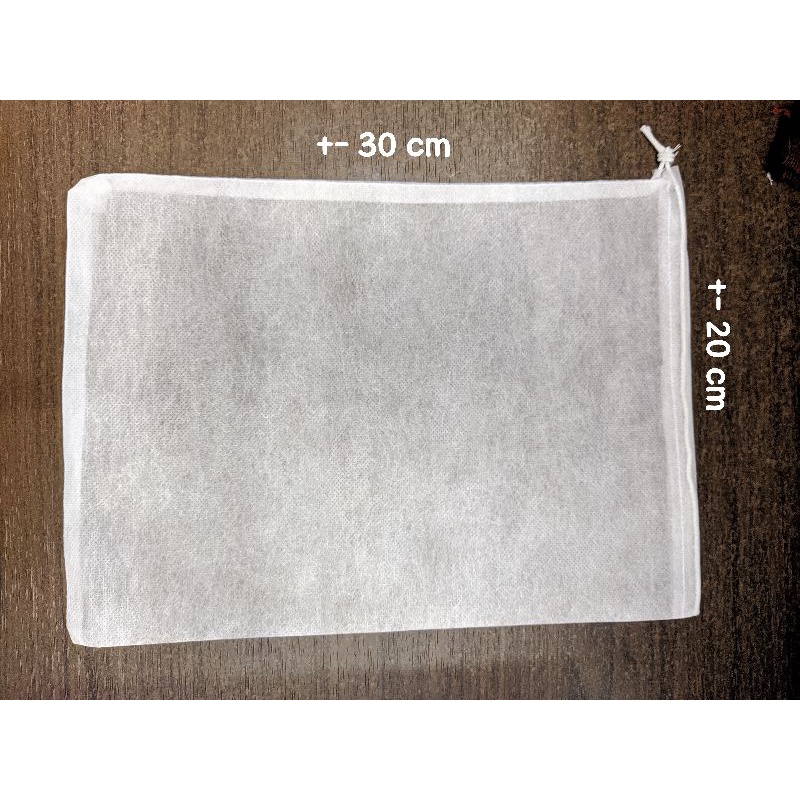 Kantong pouch serut bahan spunbond