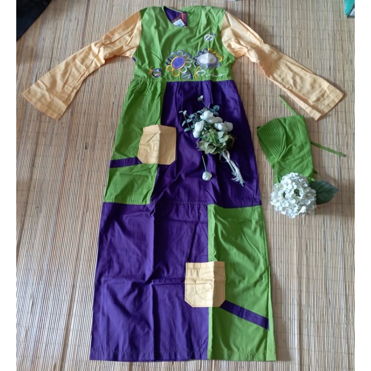 SALE CUCI GUDANG. Gamis anak size 12 Dannis Collection. LD 86 cm pjg baju 132 cm