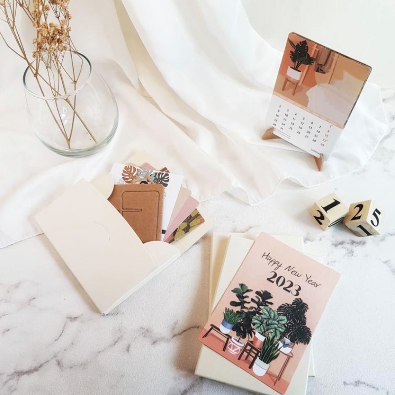 

Kalender 2023 Aesthetic