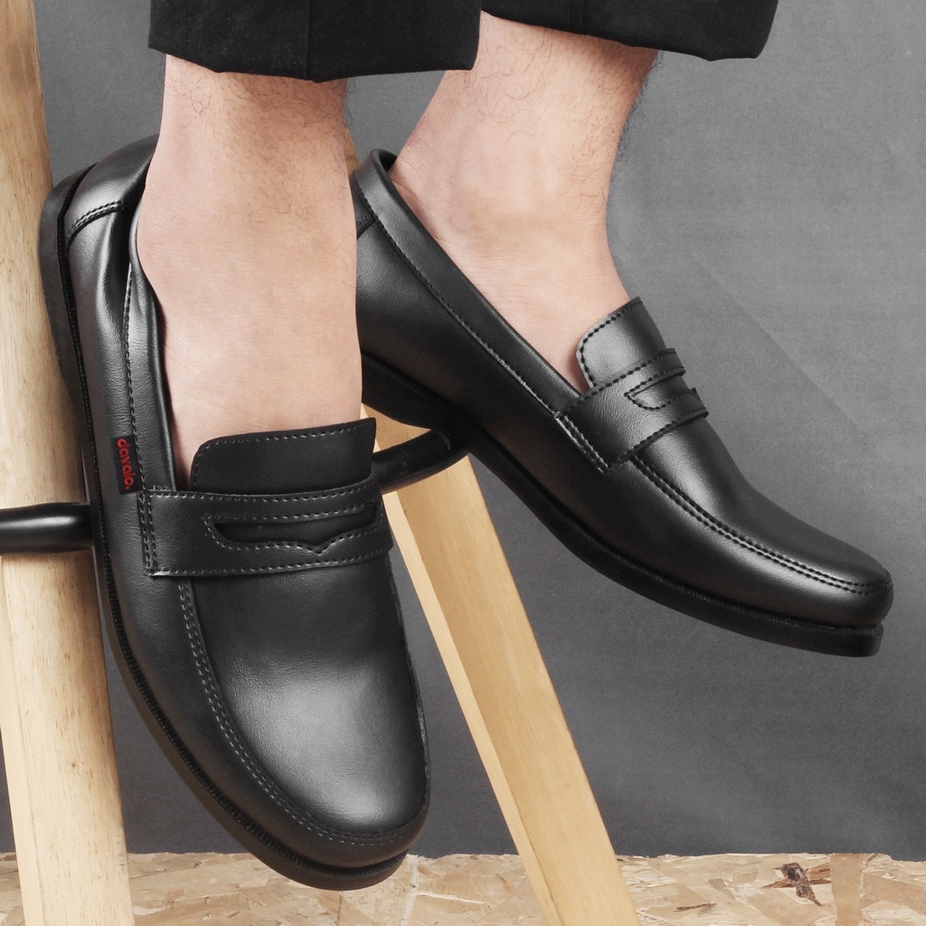 davalo Sepatu Loafers Pria Formal Kerja Kasual Loafer Hitam