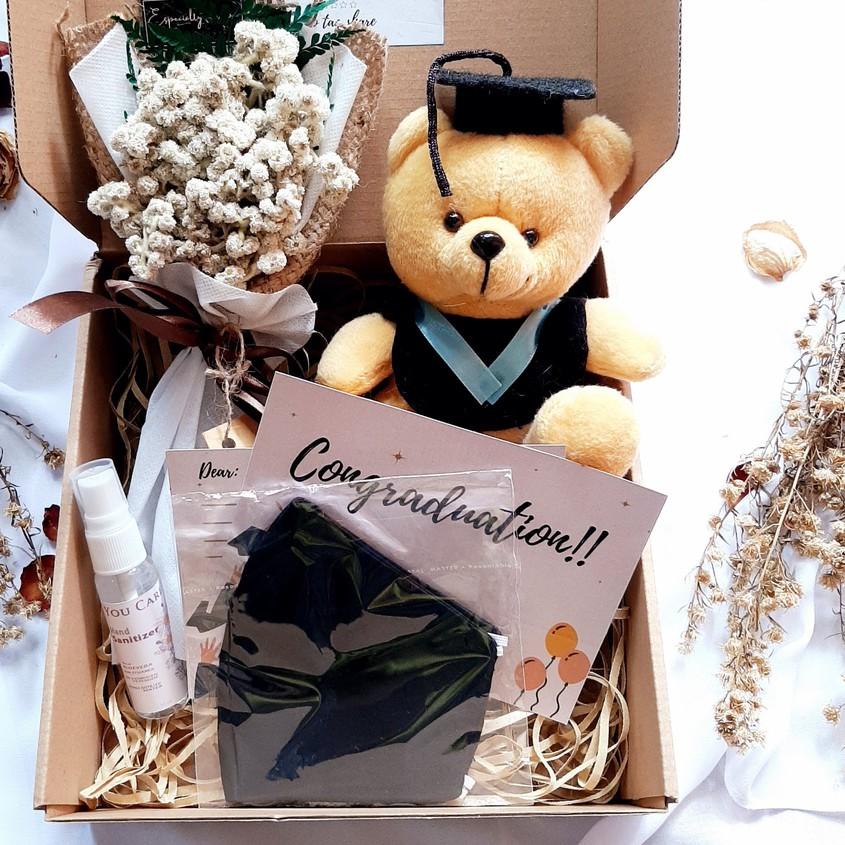 

➼ Hampers Graduation 2nd ➥