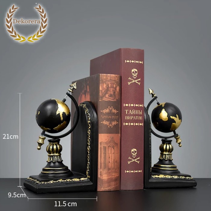 

Terlaris ✨ -Bookend Pembatas Buku Mewah Globe Book Holder Penyangga Buku Dekorasi- 2.1.23