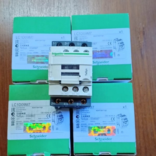 kontaktor / contactor Schneider LC1D09 M7 LC1D09M7 LCID-09M7 LCID09M7