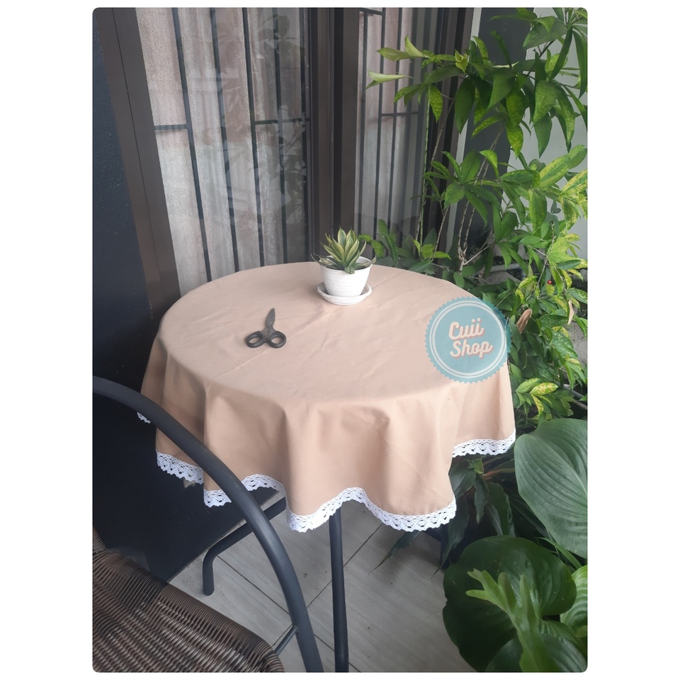 Taplak Meja Bulat Kain Polos Keliling Renda Rajut Ukuran Kecil dan Besar Elegan Kekinian Bahan Katun