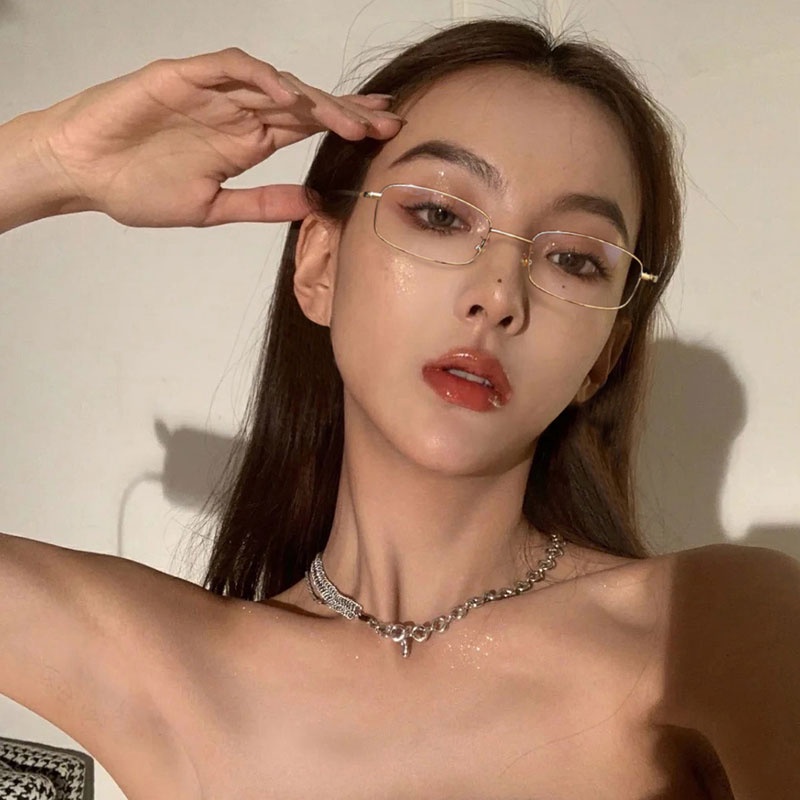 Roselife Cool Boy Aesthetic Narrow Rectangle Frame Eyeglasses Untuk Wanita Pria Unisex Ins Trendy Beauty Eyewear Face Lifting Glasses OOTD Ornaments