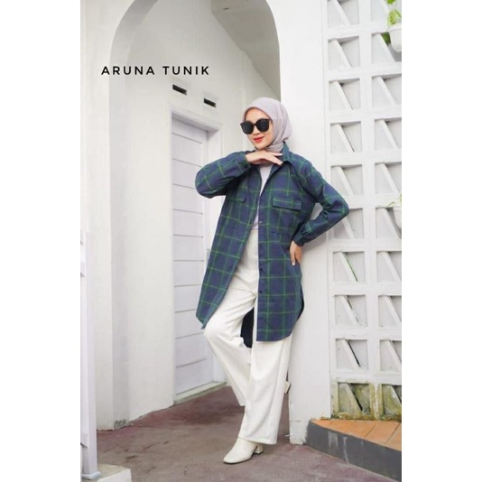 ARUNA TUNIK