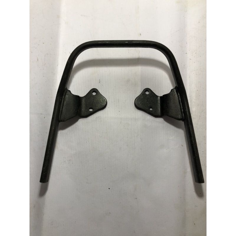 Begel Behel Belakang Motor Yamaha Vega R New Originalbarang bekas copotan motor orisinil 
asli lepas