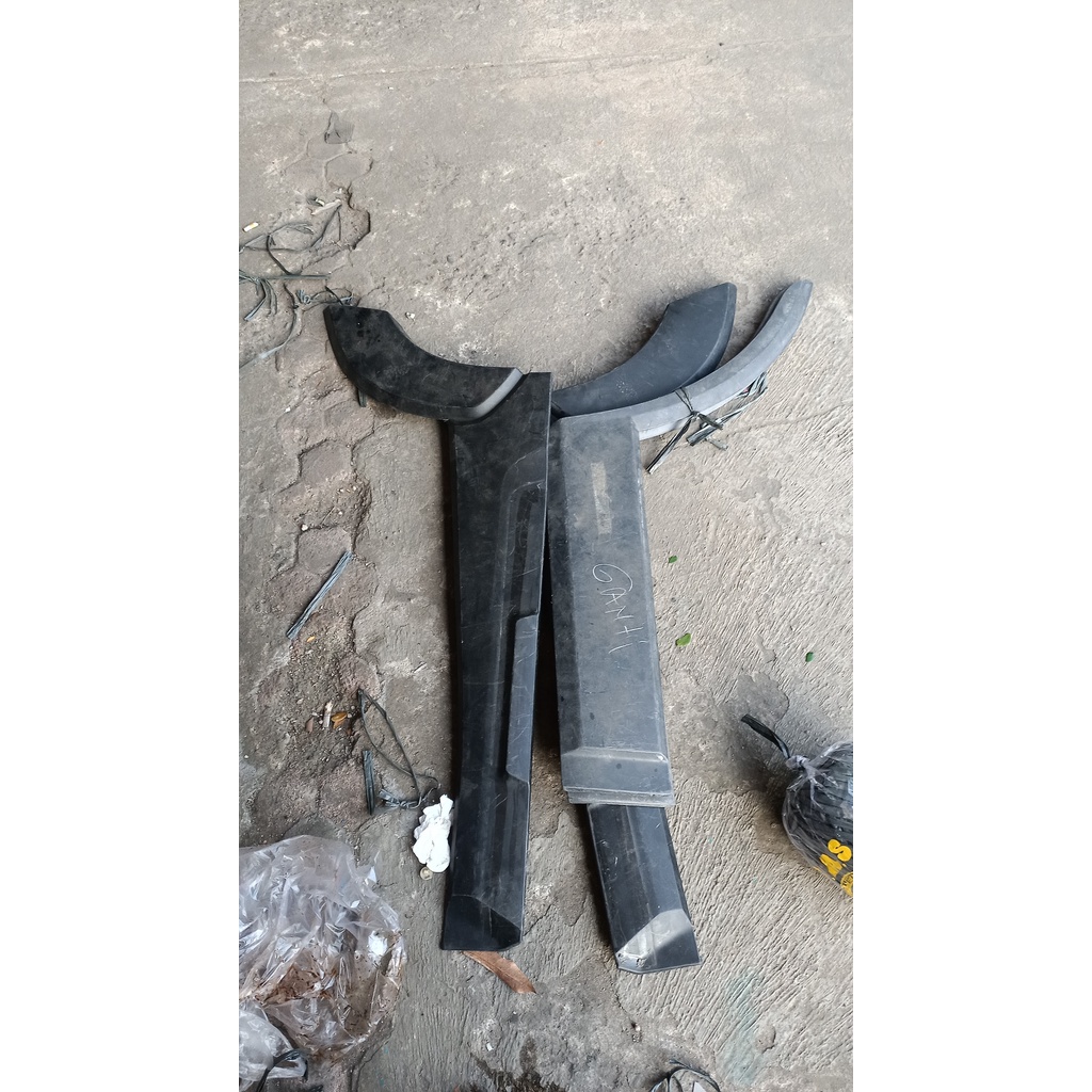Over fender Belakang Mitsubishi xpander cross original