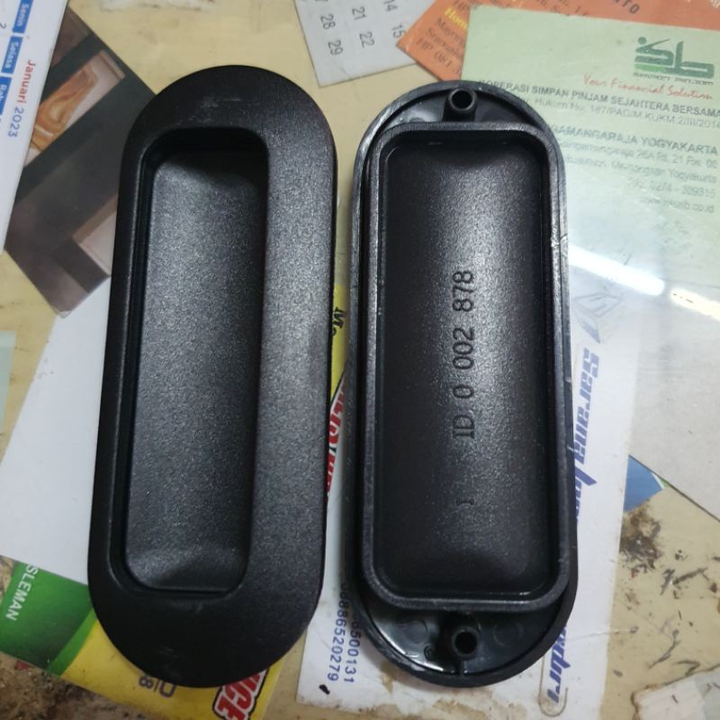 pegangan tarikan handle handel tanam laci lemari plastik hitam black
