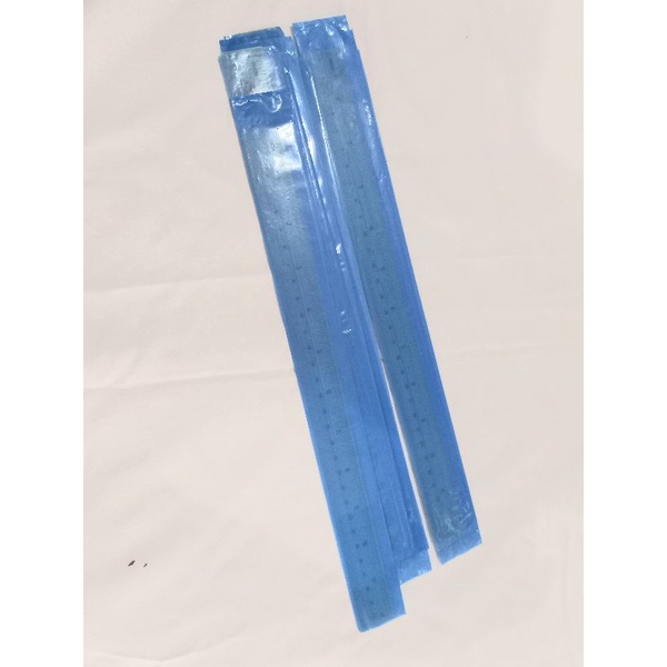 

Penggaris Plastik Tipis