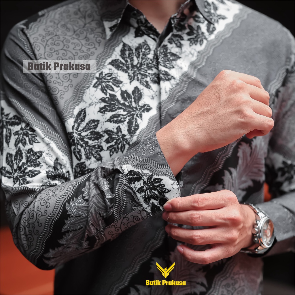 Kemeja Batik Prakasa Motif Atiyanta Maharja Slimfit Lengan Panjang Batik Solo