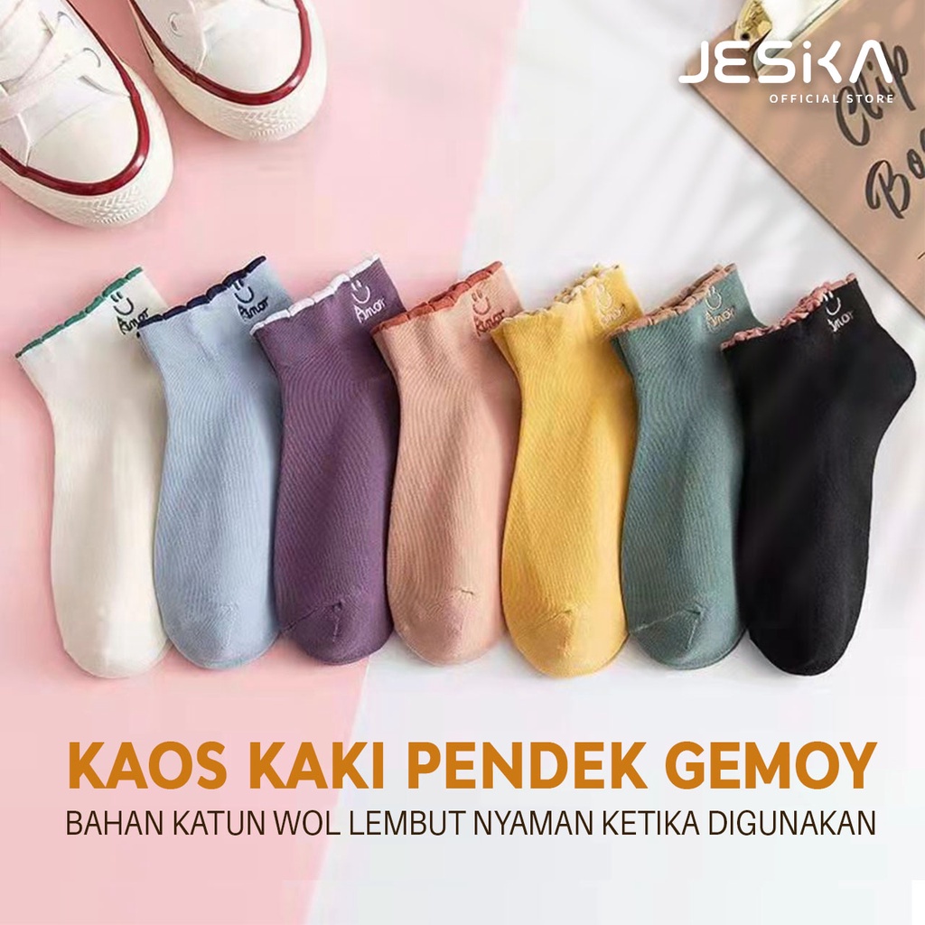 Kaos kaki pendek musim dingin wanita cewek anak dewasa pendek atas mata kaki estetik aesthetic aestetik lucu unik keren elastis motif smile