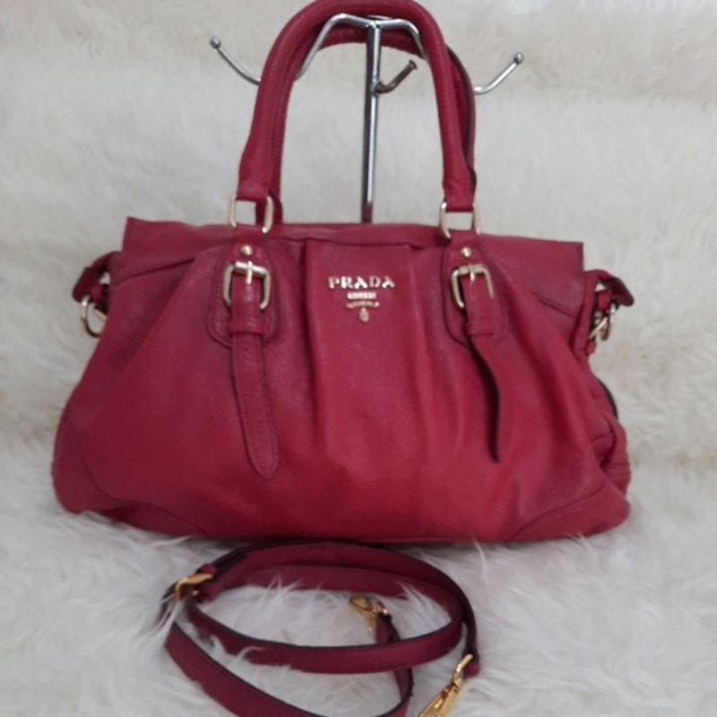 preloved sling bag Prada