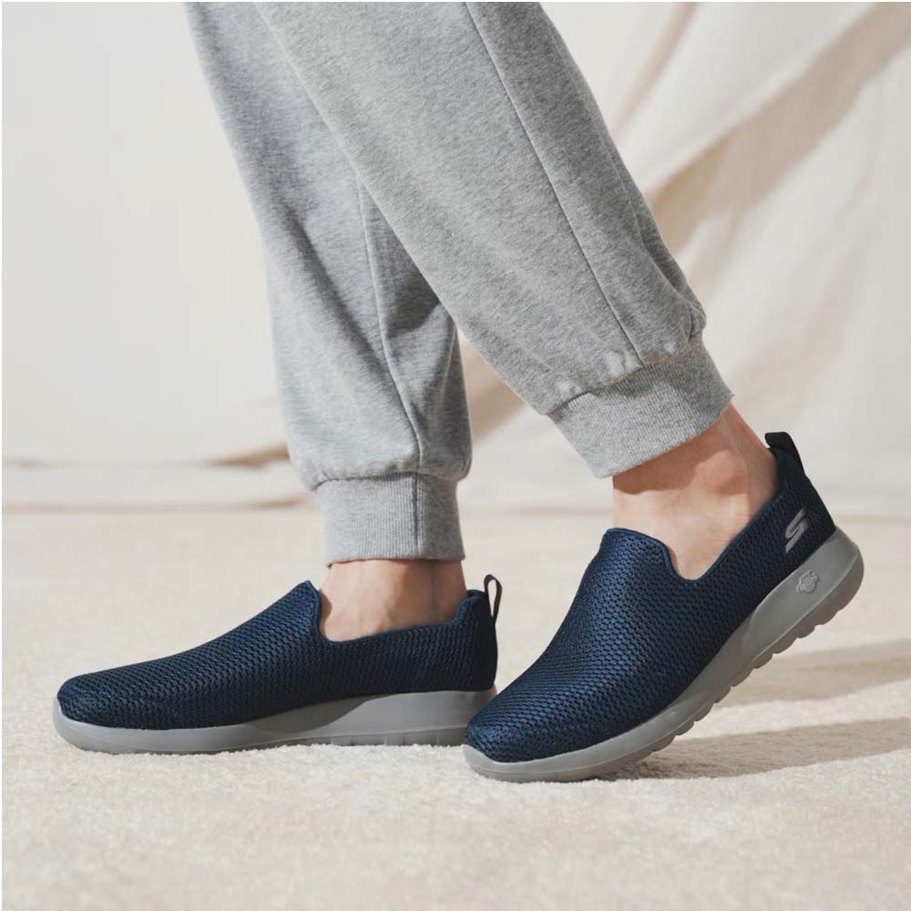 SKECHERS kasual sepatu casual sepatu pria   slip on cowok  rajut pria shoes