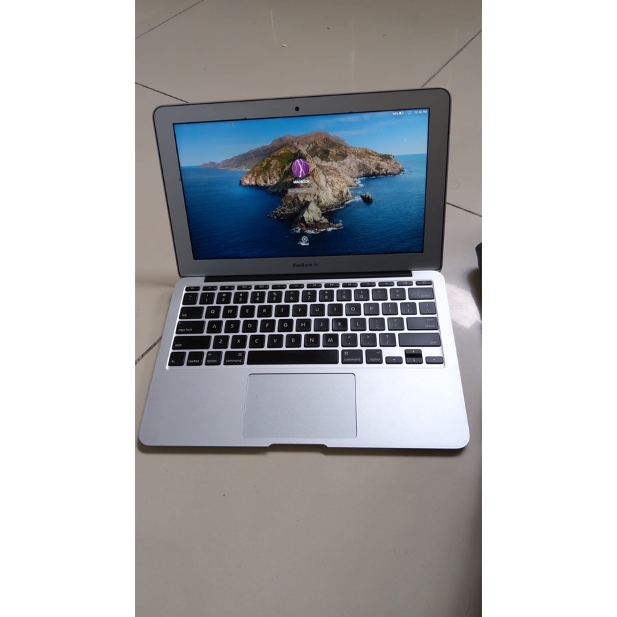 MACBOOK AIR (11-INCH,early 2015)