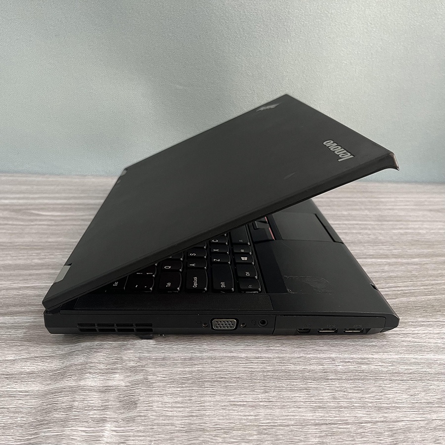 Lenovo thinkpad T430 T series second laptop core I5 Ram 4gb HDD 320/500gb SSD 128/256gb Peningkatan baru laptop original berkualitas Mulus Bekas IPS， US Keyboard，backlight