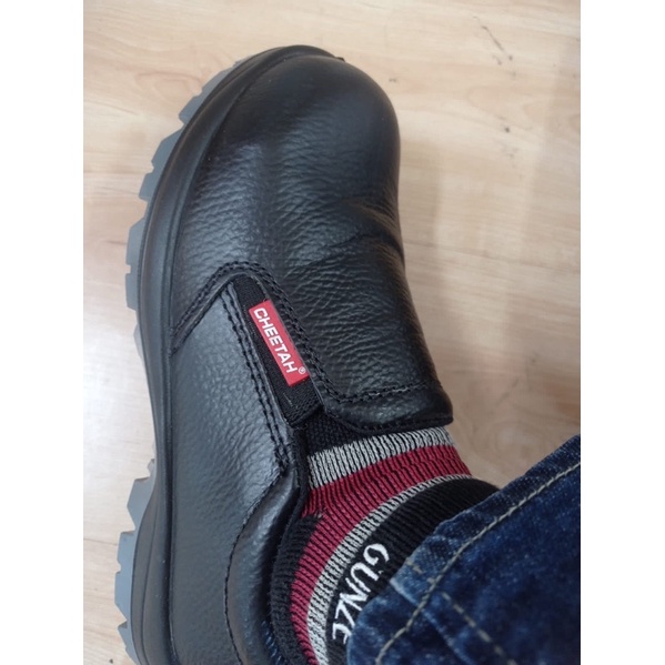 Safety shoes cheetah