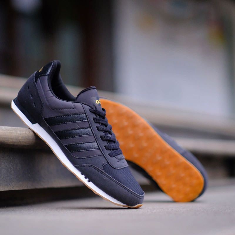 ADIDAS NEO CITY RACER BLACK GUM ORIGINAL SNEAKERS PRIA