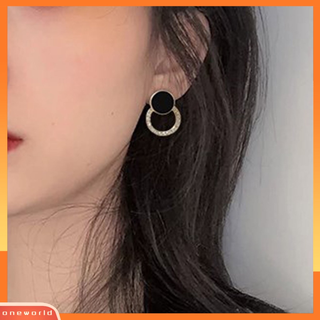 {oneworld} 1pasang Anting Lady Bulat Berlian Imitasi Asimetris Hollow Out Stud Earrings Untuk Hadiah