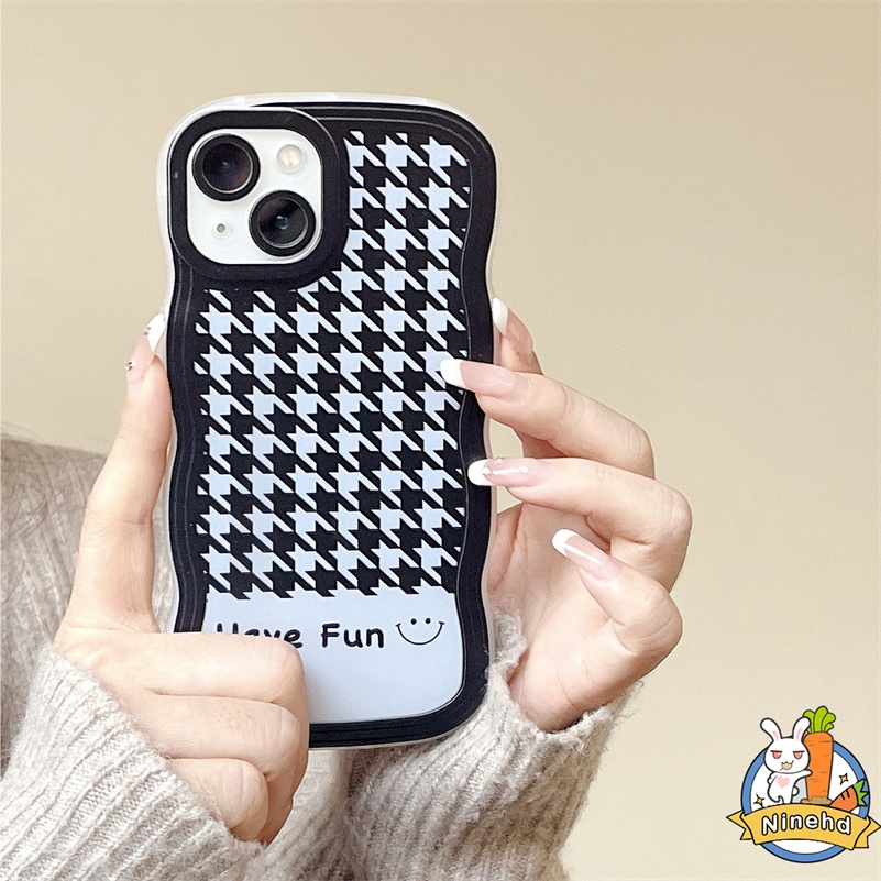 IPHONE Casing Kompatibel Untuk Iphone14 13 12 11 Pro Max X Xr Xs Max SE 8 7 6 6s Plus Kualitas Tinggi Pola Kisi Casing Ponsel Lensa Bingkai Bergelombang Shockproof Silikon Soft Case Cover Pelindung