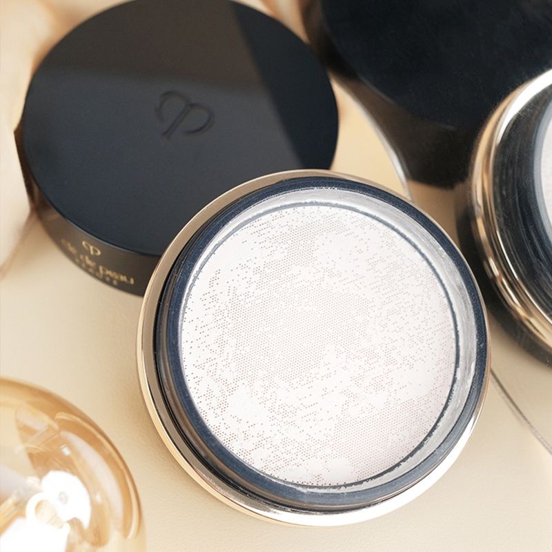 Cle De Peau Loose Powder