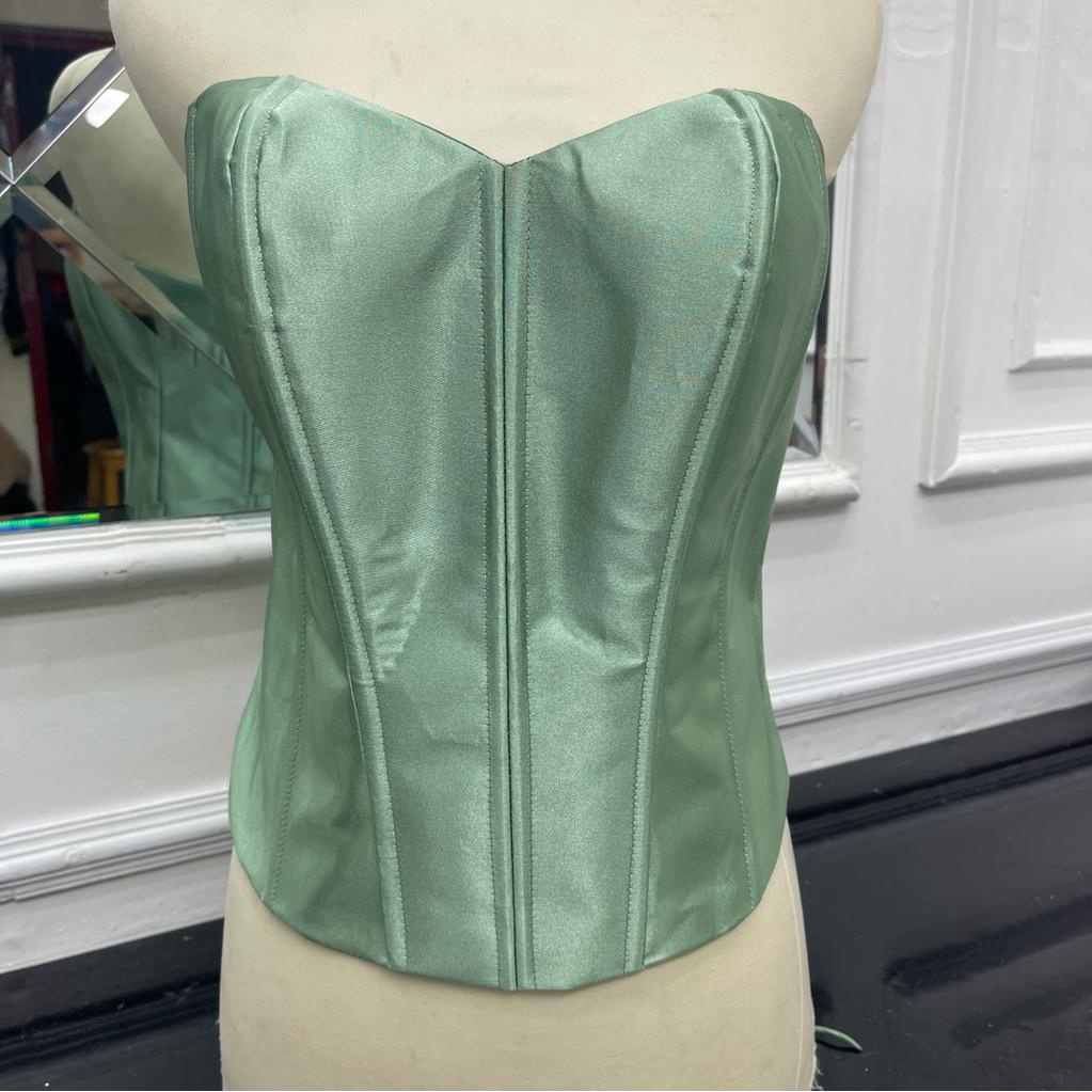 Longtorso / kemben kebaya / longtorso kebaya / longtorso kebaya korset / longtorso ukuran jumbo / ke