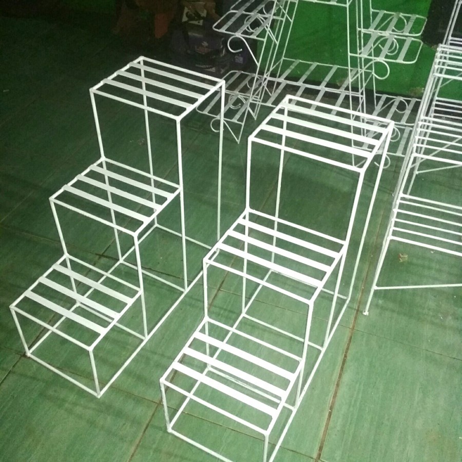 DMC 3 / 60X60X25 PLAT DUDUKAN BUNGA / DUDUKAN POT / STANDING RAK BUNGA / DUDUKAN POT BUNGA HIAS